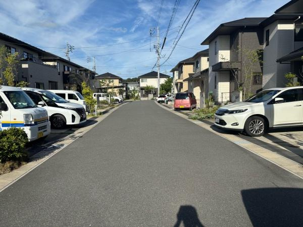 岡崎市美合町つむぎ東・中古戸建の前面道路含む現地写真|前面道路です。