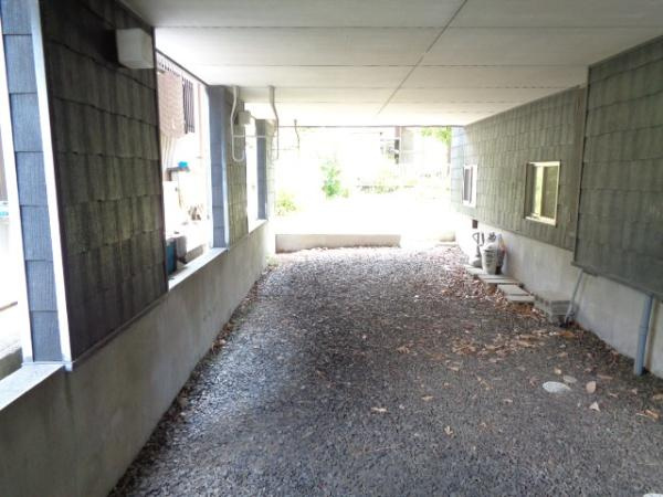 岡崎市松橋町・中古戸建の駐車場|２台駐車できます！