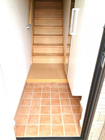 マイクレインＡの玄関