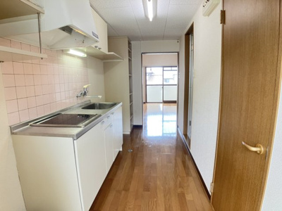 【内装】 | 【学生プラン】レインボウ