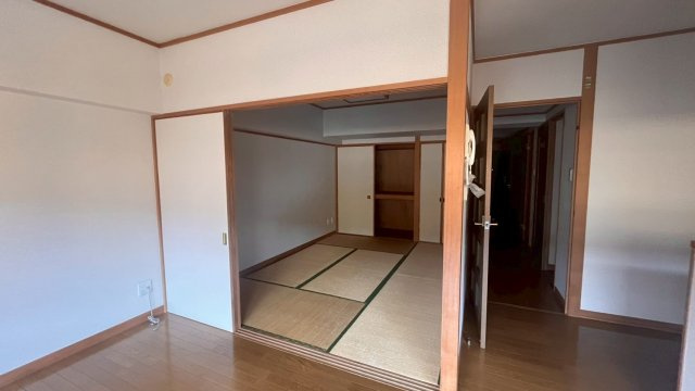 ハートフィールズ南町の和室