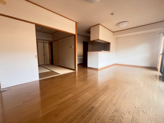 ハートフィールズ南町の居間・リビング