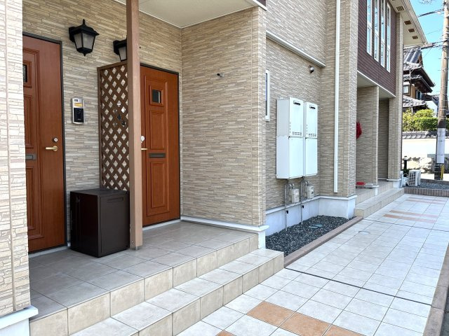 カルムメゾンⅡのエントランス