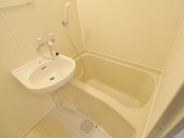 サンコーポ海田幸の浴室