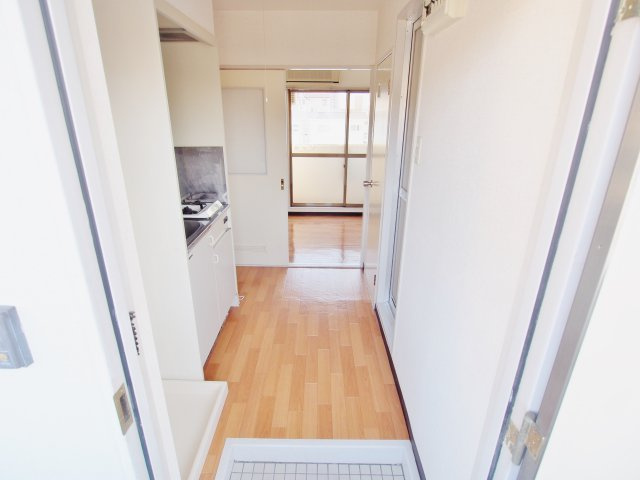 カーサ大正の玄関