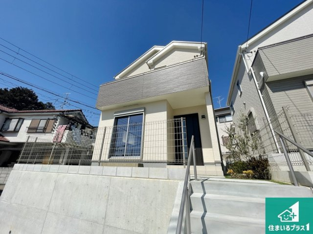 川西市鼓が滝　新築一戸建ての外観|安心の10年保証！外観を美しく保ち、雨水で汚れを落とします！気になることがありましたら、お気軽にお問い合わせください！