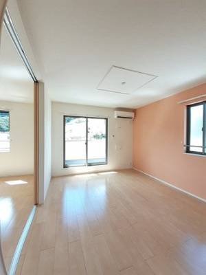 apartment 十日市南