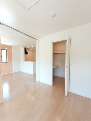 apartment 十日市南