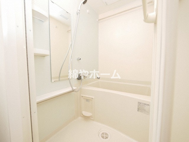 レジュールアッシュOSAKA新深江の浴室|お風呂です