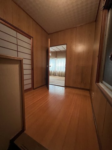 津山市上紺屋町　中古住宅　5LDKの内装