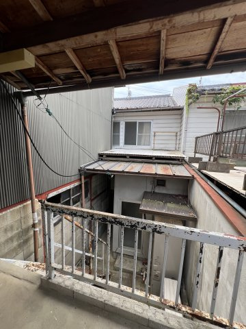 津山市上紺屋町　中古住宅　5LDKのその他|倉庫からの展望