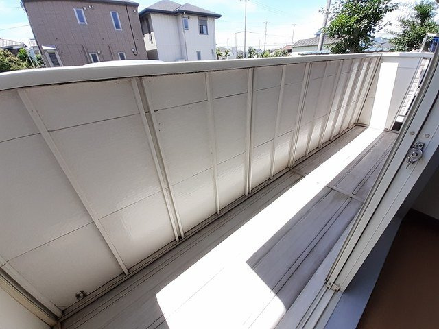 ドミール三喜のバルコニー