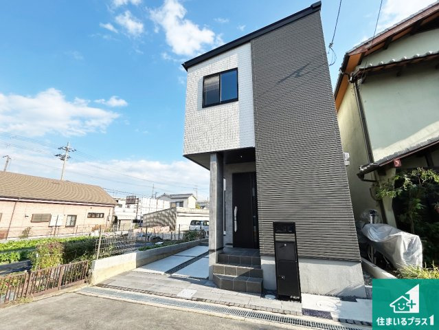 泉大津市池浦町　新築一戸建ての外観|安心の10年保証！外観を美しく保ち、雨水で汚れを落とします！気になることがありましたら、お気軽にお問い合わせください！