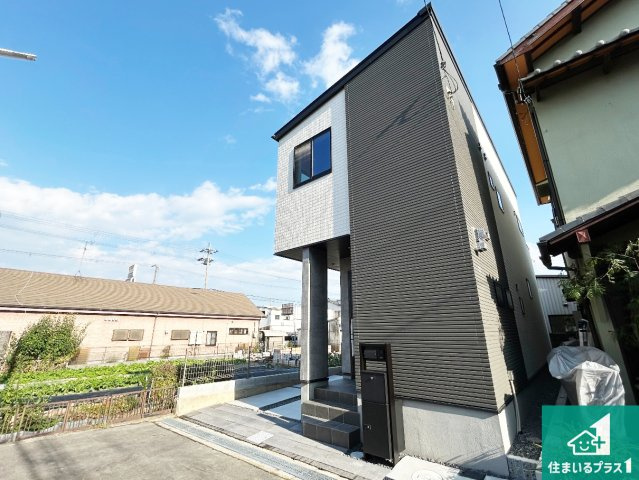 泉大津市池浦町　新築一戸建ての外観|お客様に長く安心して住んでいだだける事にこだわった家づくり！住んでからのアフターサービスにもしっかりと取り組んでいます！