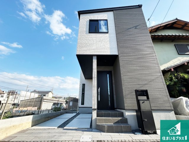 泉大津市池浦町　新築一戸建ての外観|お客様に長く安心して住んでいだだける事にこだわった家づくり！住んでからのアフターサービスにもしっかりと取り組んでいます！