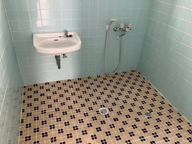 平良字西仲宗根　中古戸建ての浴室