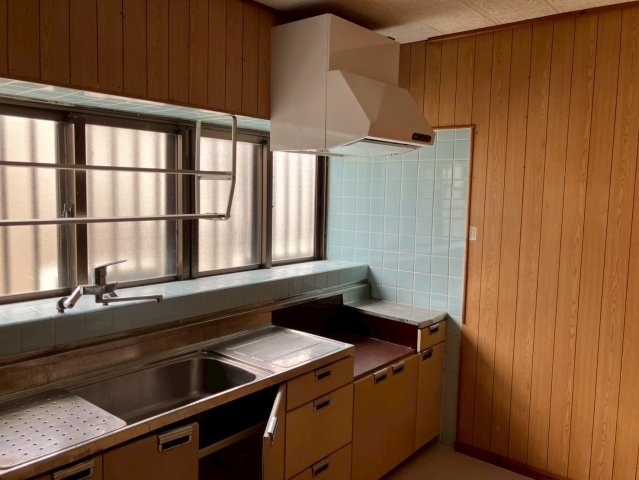 平良字西仲宗根　中古戸建てのキッチン