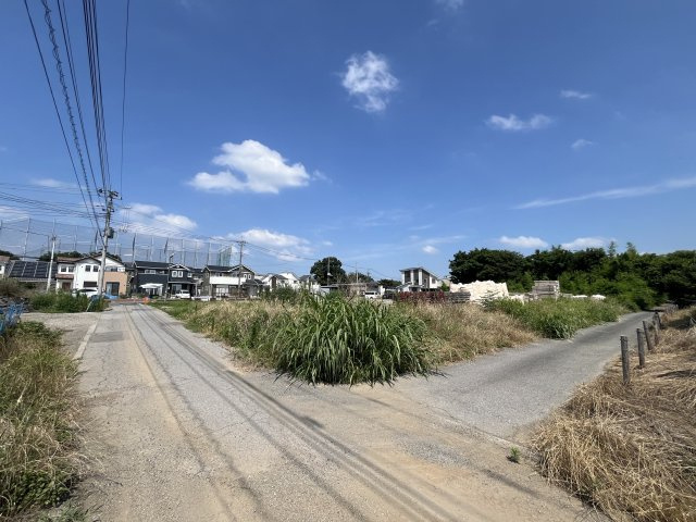 大泉町 古海土地の前面道路含む現地写真|南西２方