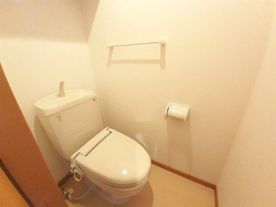 【トイレ】 | シルバーライニングＡ | 落ち着いたトイレです