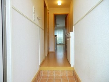 【玄関】 | リジュール南条 | 落ち着いた玄関です