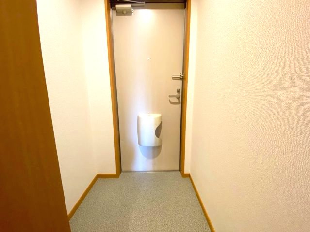 パル　コートの玄関