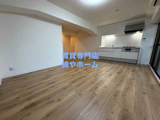 マルイチビルの洋室|明るい洋室です