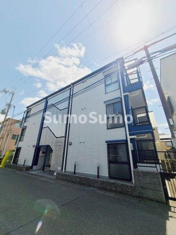 ヴィラサンローズの外観