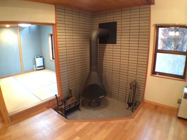 北安曇郡白馬村大字神城の中古一戸建の玄関