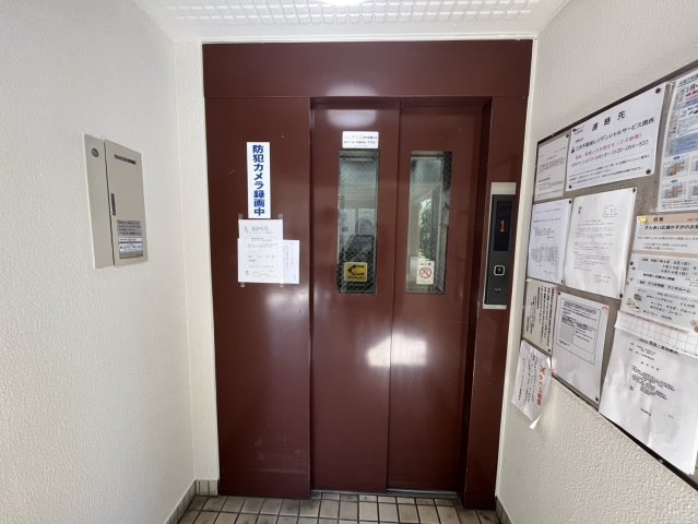 守口パークマンションのその他共用部分|エレベーター1基
■物件内覧・資金計画相談・住宅ローン相談、リフォーム相談、お問合せ受付中■
※当日・翌日のご内覧、ご相談はお電話でのお問合せがスムーズです！