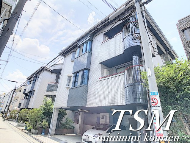 シャトラン香里園の外観