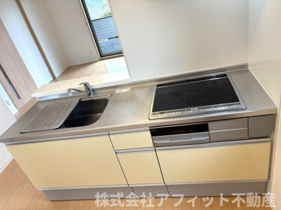 【キッチン】 | グランマスト川口 A棟 | IHクッキングヒーター付き