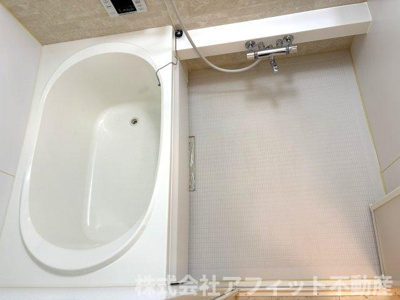 【浴室】 | グランマスト川口 A棟 | 浴室換気乾燥機付き