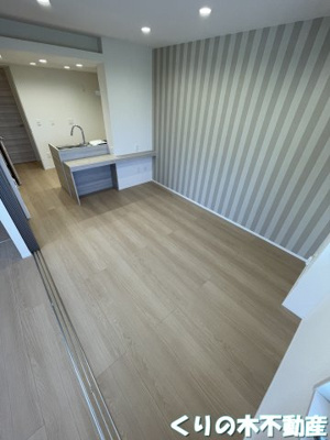 【居間・リビング】 | ネイト | こちらのリビングで趣味の時間をお楽しみください