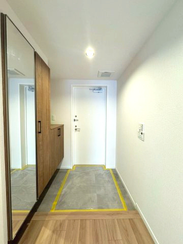 クイーンズフィールドひばりが丘ハイムの玄関