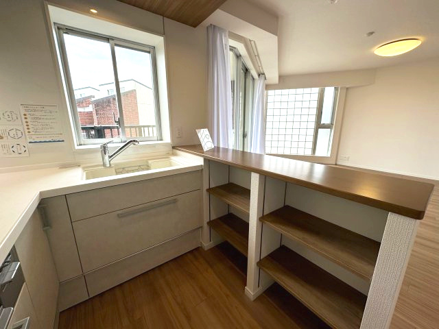 クイーンズフィールドひばりが丘ハイムのキッチン