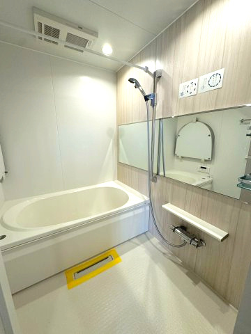 クイーンズフィールドひばりが丘ハイムの浴室