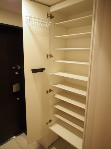 阿波座ライズタワーズ　フラッグ46の収納