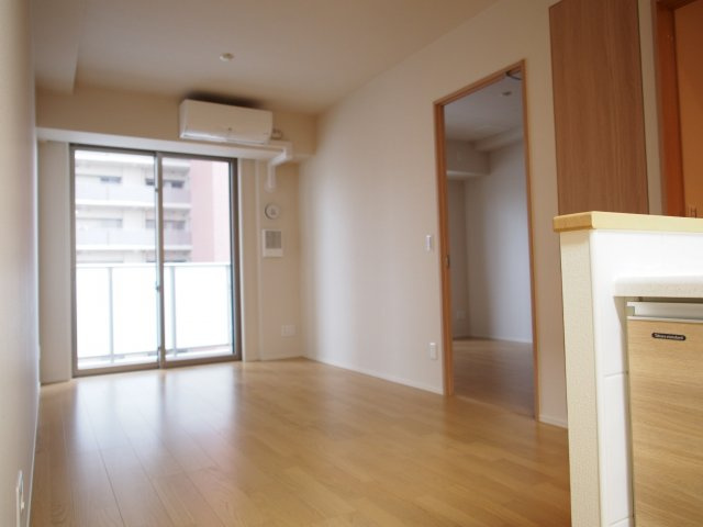 阿波座ライズタワーズ　フラッグ46の居間・リビング