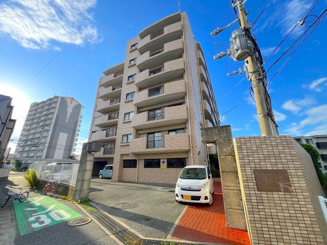 ビブレマンション次郎丸の外観