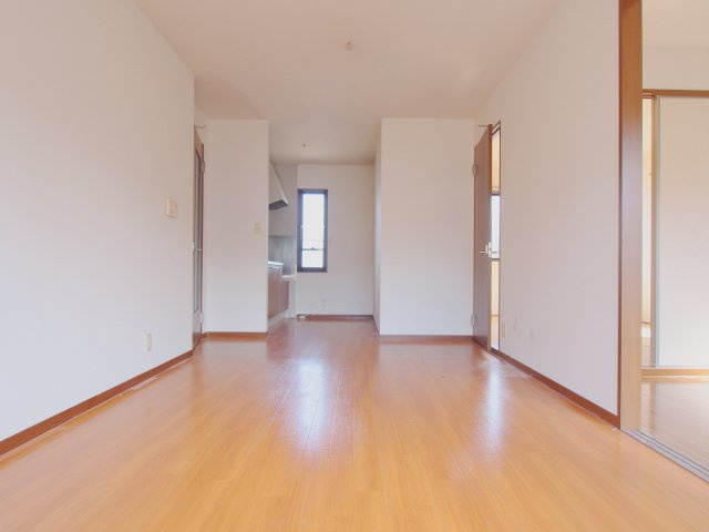 エイトトータス1番館の居間・リビング