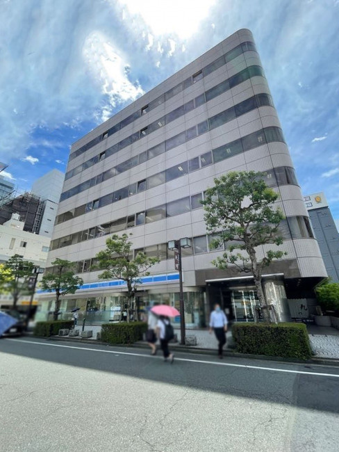 HI横浜ビルの外観