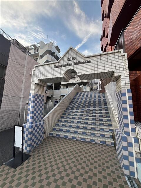 クリオたまプラーザ壱番館のエントランス