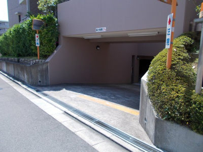 【駐車場】 | ステラヒルズ千里山星が丘