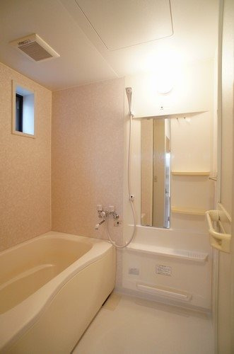 アイウィングＢの浴室