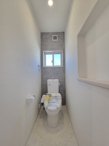 塩屋5丁目Ⅱ・新築戸建のトイレ