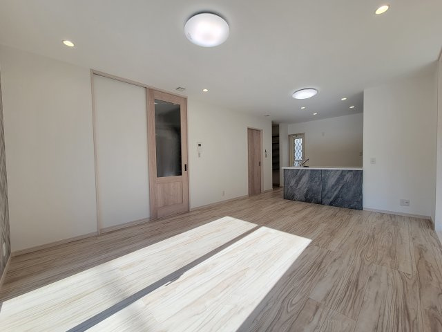 塩屋5丁目Ⅱ・新築戸建の居間・リビング