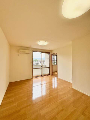 【居間・リビング】 | メゾンＭＯＭＯ