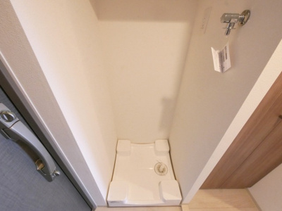 【洗面所】 | Alivis福島海老江(旧:フォーリアライズ福島ルノン)