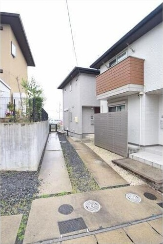 みよし市根浦町戸建賃貸の駐車場