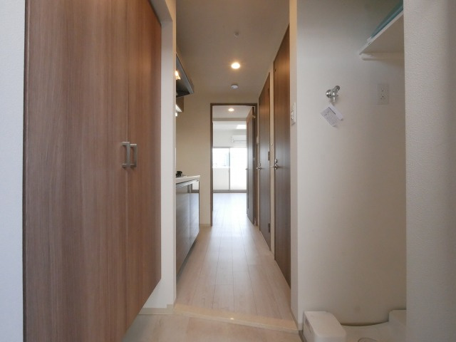 【玄関】 | Alivis福島海老江(旧:フォーリアライズ福島ルノン)